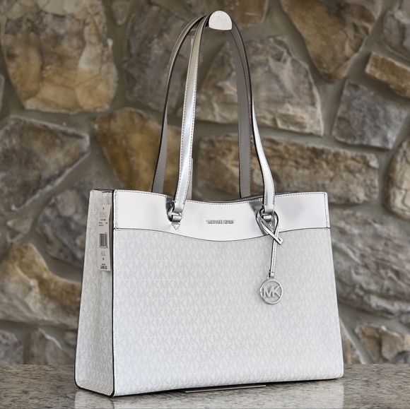 Michael Kors Handbags - Michael Kors Jet Set Logo Large White Tote